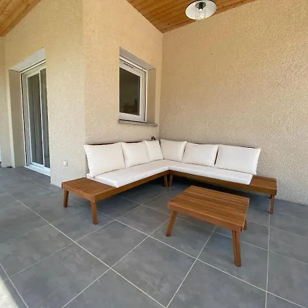 Maison Agreable Avec Jardin Proche Valence Willa Malissard